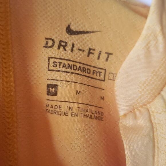 Nike Womens Dri Fit Orange Short Sleeve Athletic Lightweight V-Neck Top Size MED - Picture 3 of 4